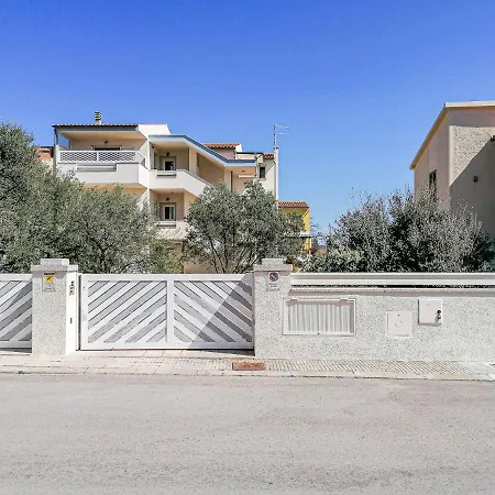 Residenze Degli Ulivi Apartment *